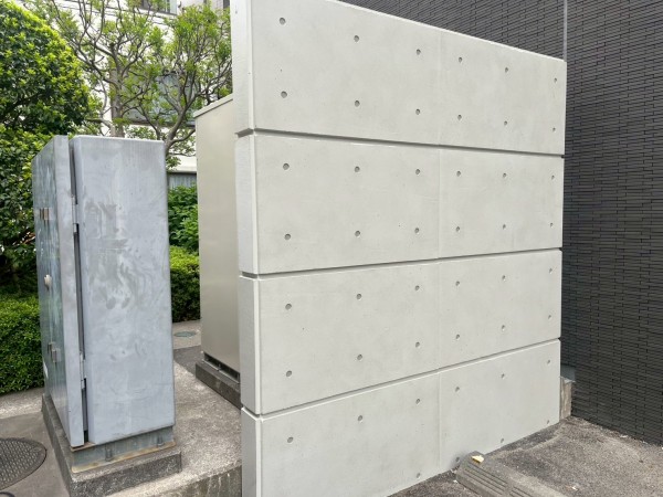 打ちっぱなし風コンクリート調の特殊塗装施工サムネイル